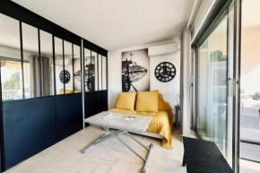 Cosy family nest with balcony and shared pool
